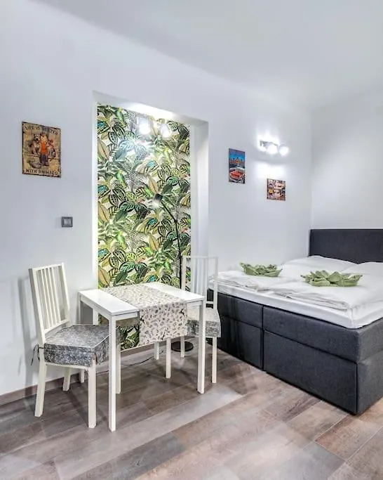 Danube Bank Hideaway Apartment Budapest
