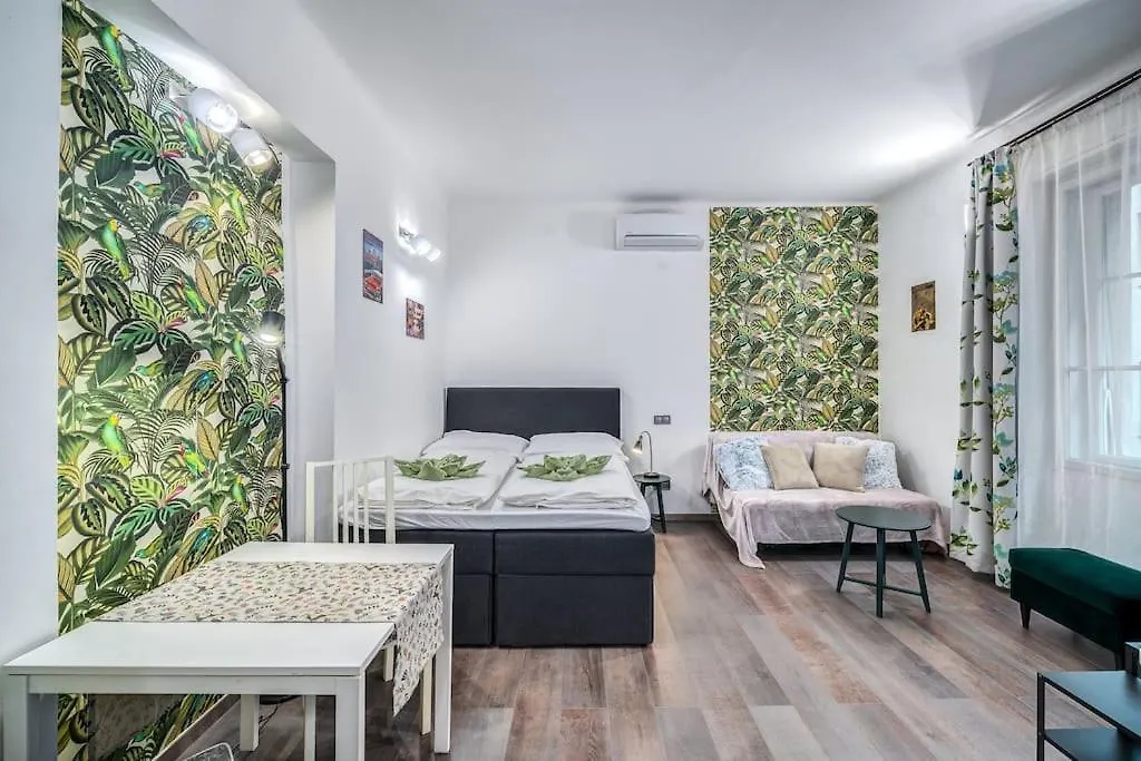Danube Bank Hideaway Apartment Budapest