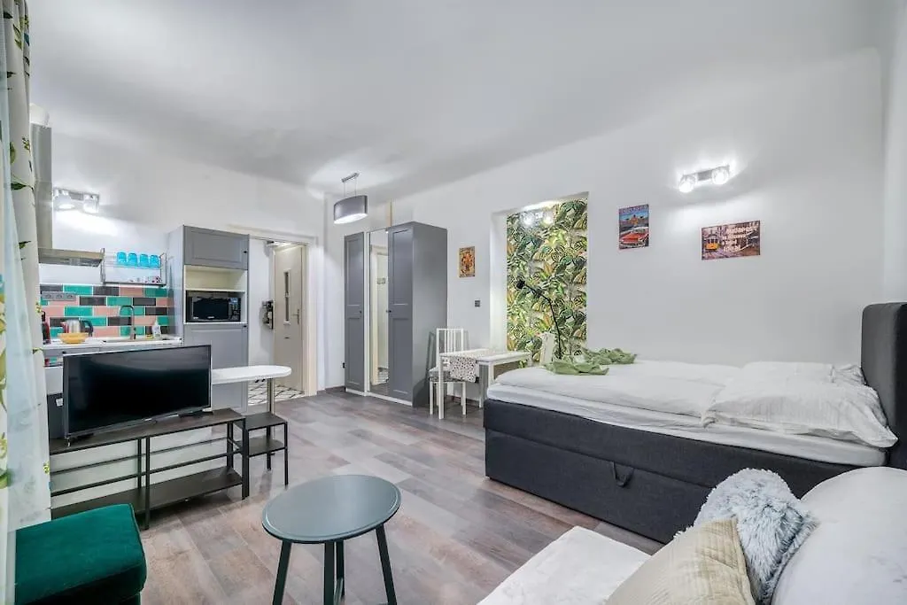 Danube Bank Hideaway Apartment Budapest