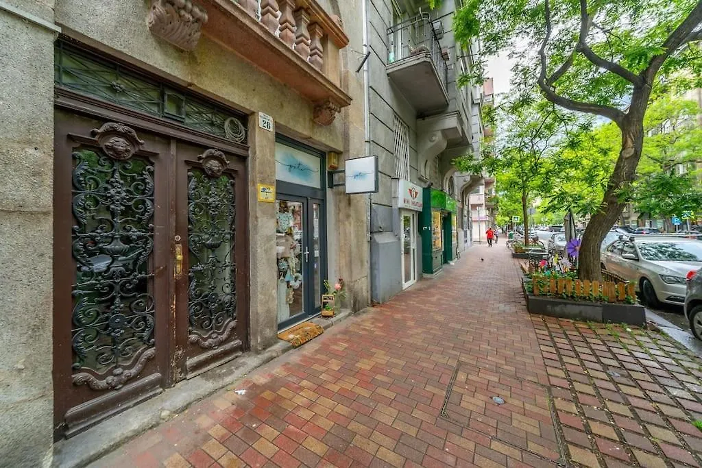 Danube Bank Hideaway Apartment Budapest Hungary