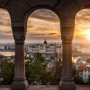 Parisian Soul In The Heart Of Budapest
